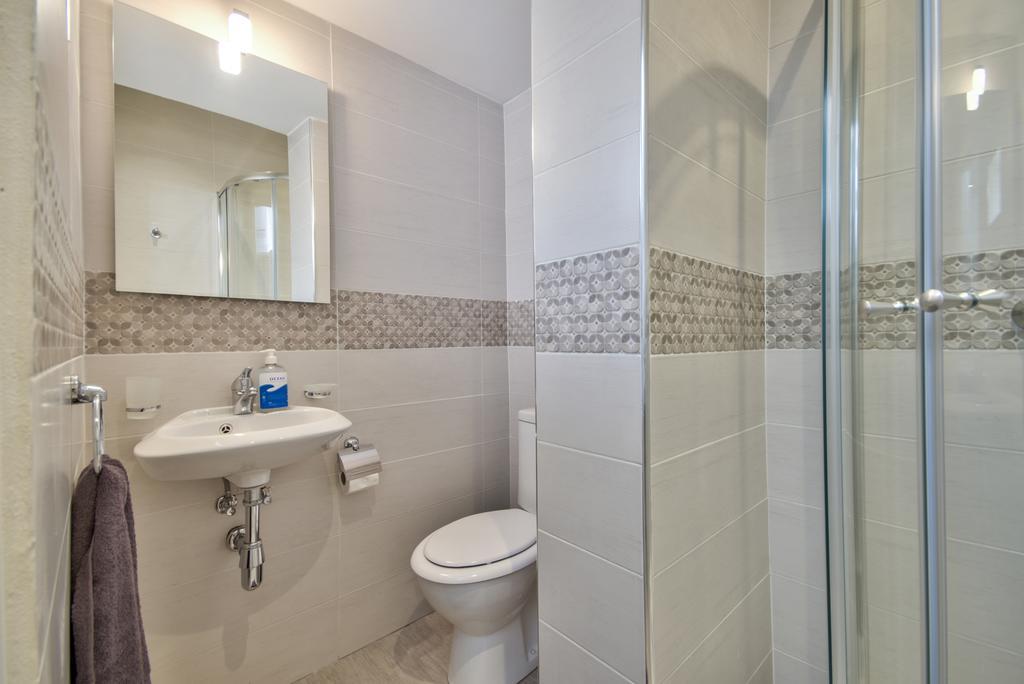 Valletta Luxe 3-Bedroom Duplex Penthouse With Sea View Terrace And Jacuzzi Exterior foto